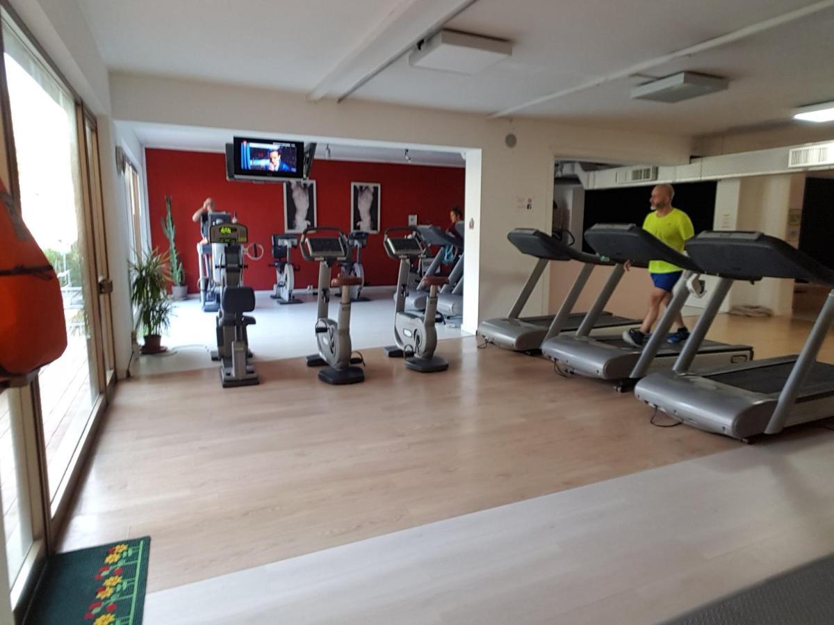 Spazio-Confort-Fitness Piombino Eksteriør billede